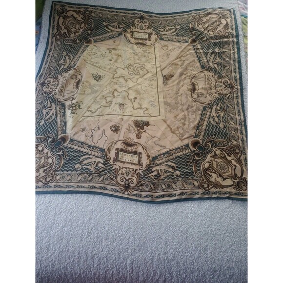 ELLEN TRACY Designer Discover Map Silk Scarf 34“ Square - Picture 7 of 15